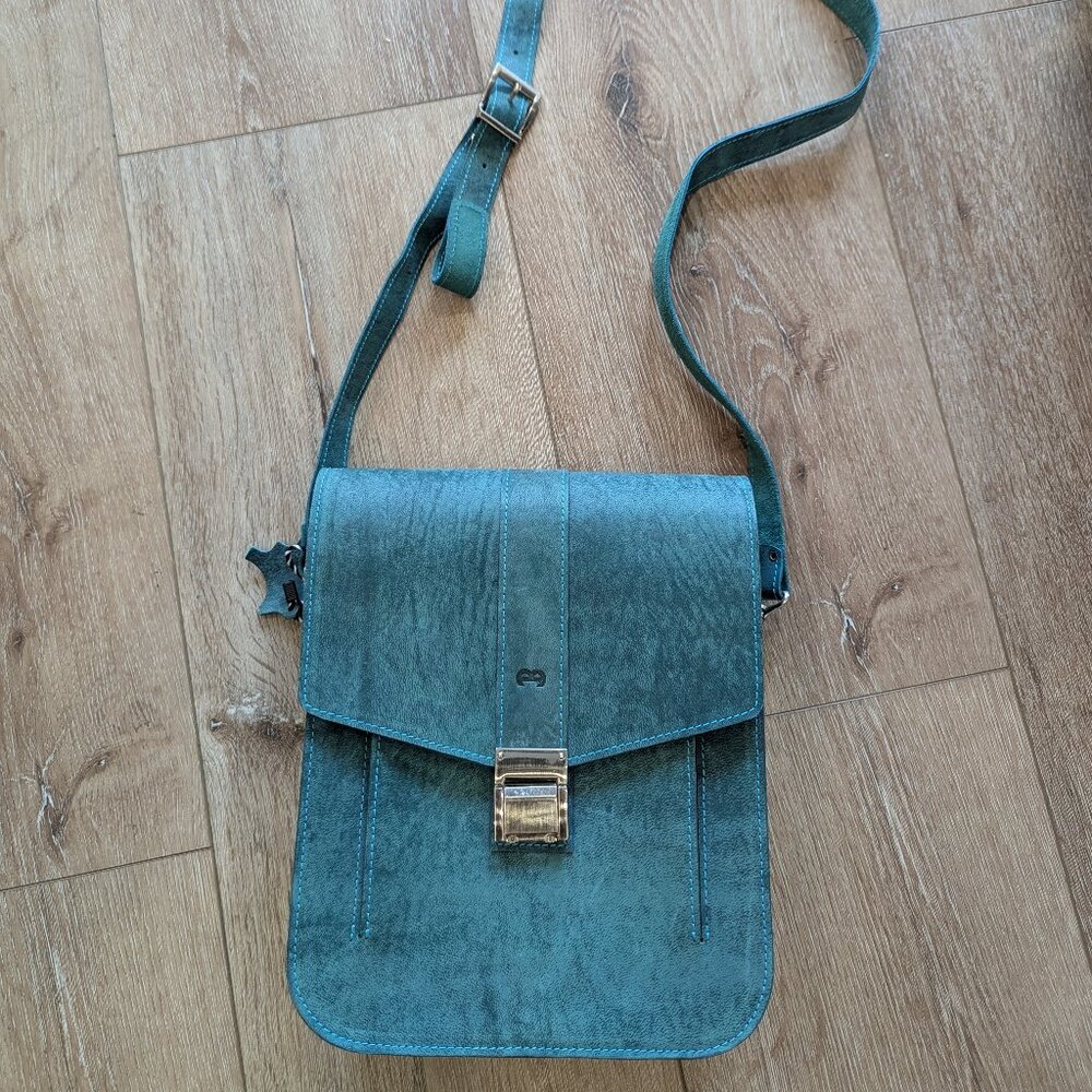 Handmade Leather shoulder bag with lock (Made in Mashad, Iran)